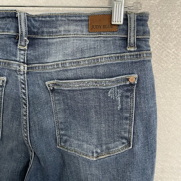 Judy Blue RELAXED FIT Jeans Size 5/27 Medium Wash Distressed Raw Hem Stretch - Picture 5 of 10